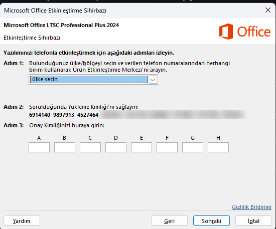 Office telefonla etkinleştirme ekranı — Adım 1 ülke, Adım 2 Yükleme Kimliği, Adım 3 Onay Kimliği kutuları